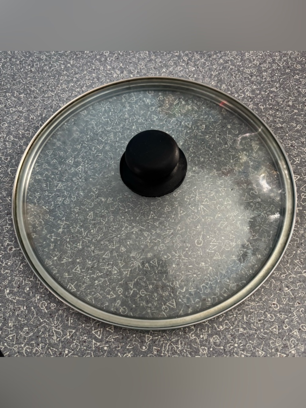 Glass Pot Lid with Black Knob - Clear and Black 9.5”